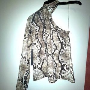 Brand new one sleeve top one size - Women